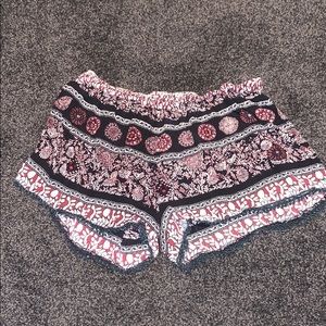 Patterned soft shorts